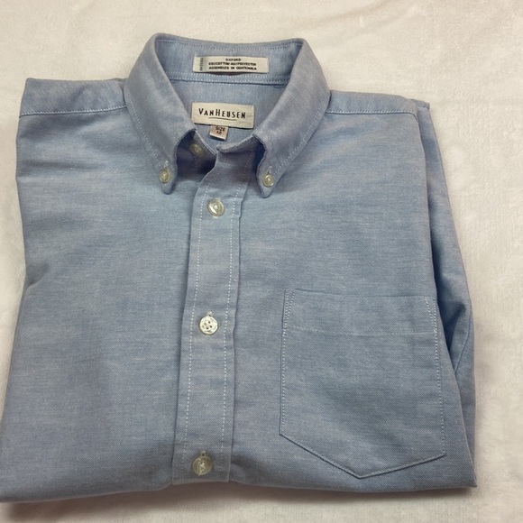 VanHuesen Boys Button Down Dress Shirt Size 12 - Picture 3 of 9
